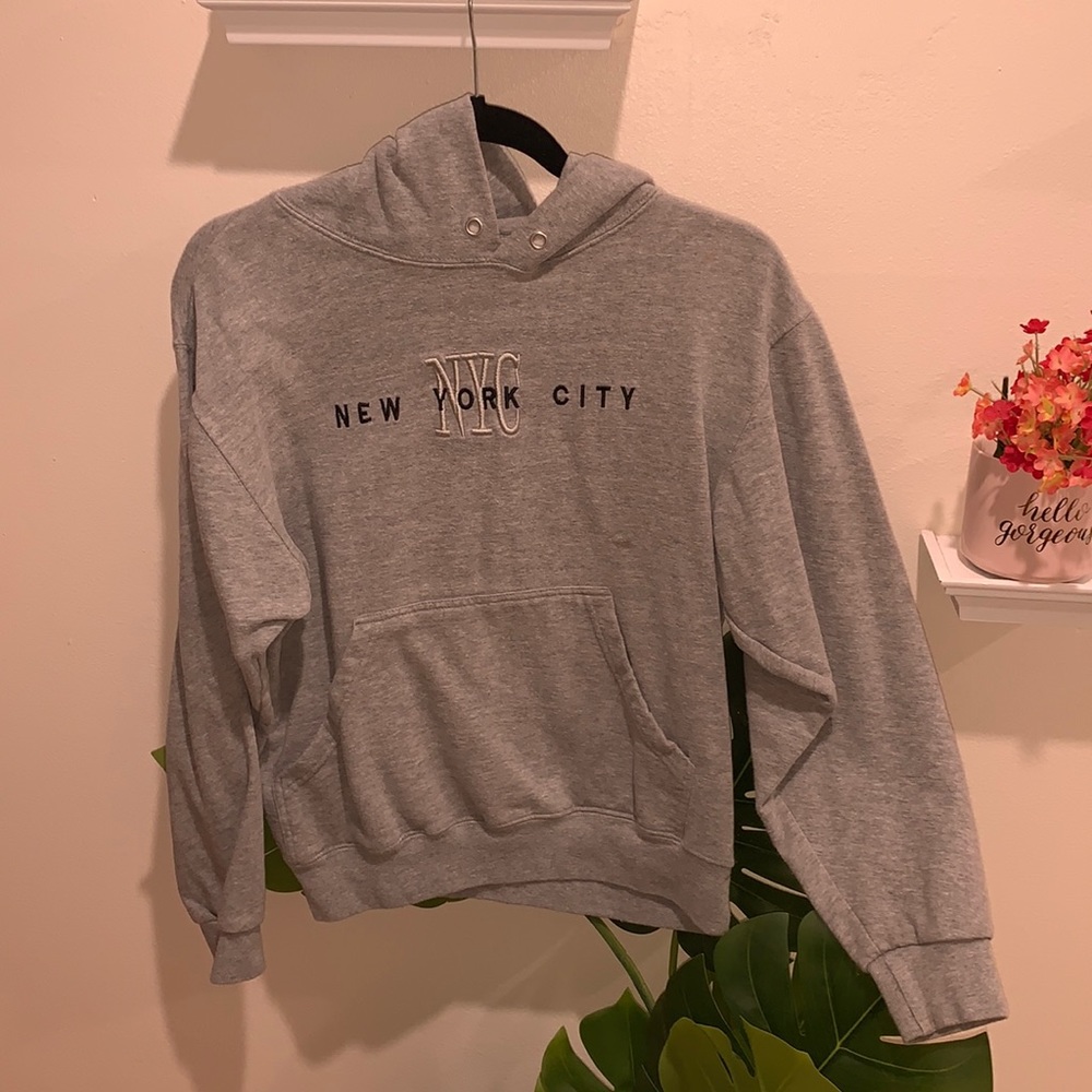 vintage NYC embroidered sweatshirt